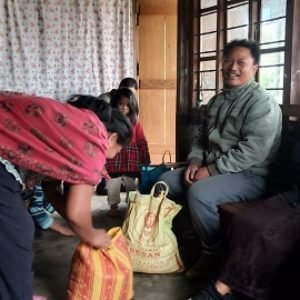 Pu Joseph Lunzathang, Social worker in Khaw 3 ah Suansam thei ding te va panpi